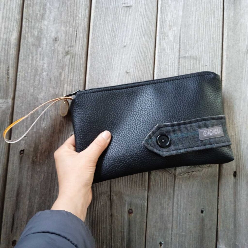 Pochette piccola TOTAL BLACK n°05