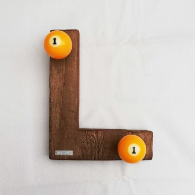 Attaccapanni lettera L