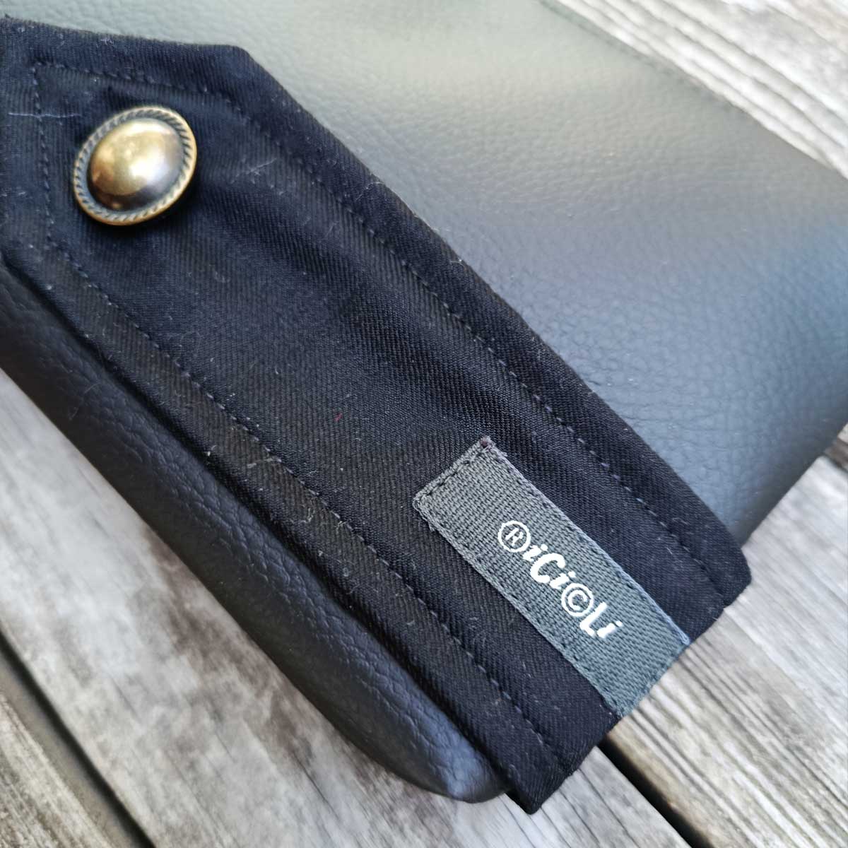 Pochette Metro n°05 Pochette Metro n°05 - immagine 10